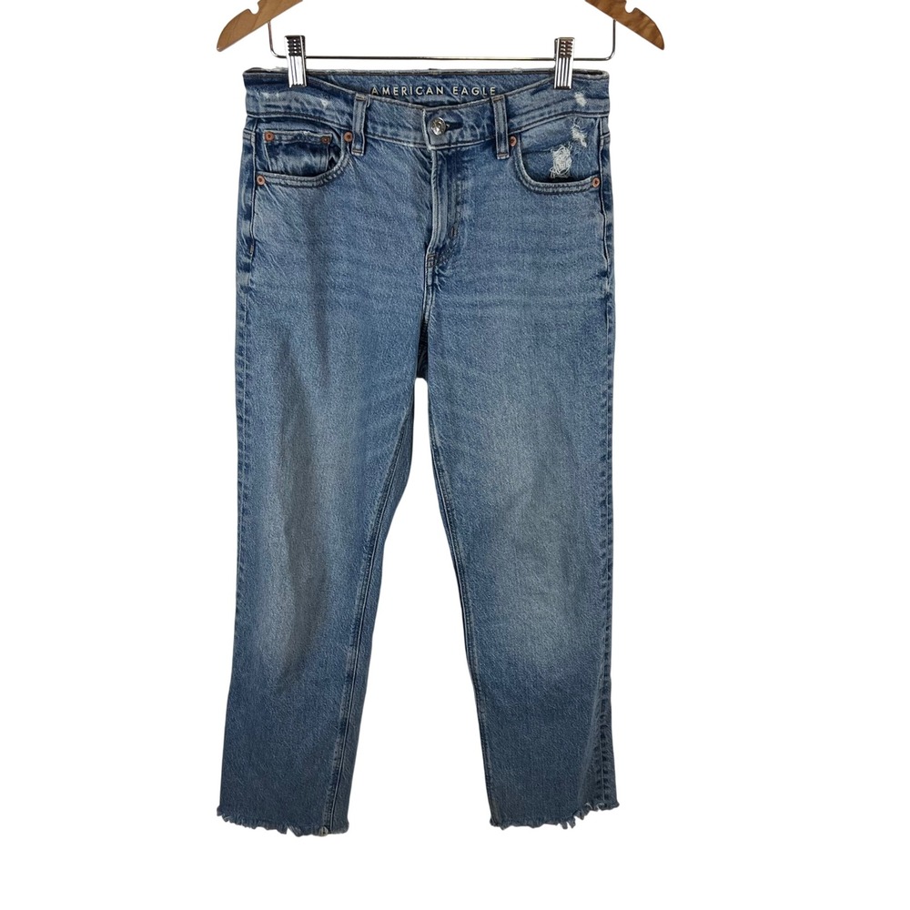 American Eagle High Rise Relaxed Straight Jeans‎ Blue Distressed Raw Hem Size 0